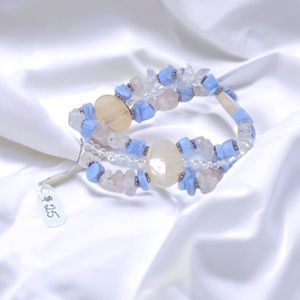 NWT Lilac Bead and Oyster Shell OSFM Bracelet